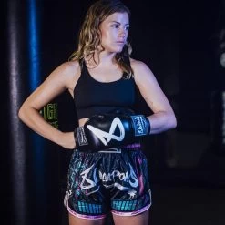 8 WAPENS Muay Thai Shorts Samurai 2.0 Cyber Zwart Groen -Boksen Winkel 8 weapons 8 wapens muay thai shorts samurai 20 cyb 5