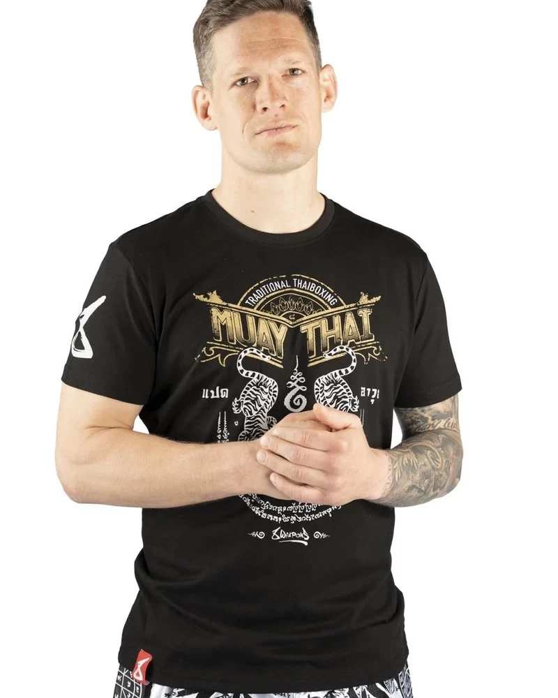 8 Weapons T Shirt Sak Yant Tigers Zwart Geel 6 8 Weapons T Shirt Sak Yant Tigers Zwart Geel - Afbeelding 4