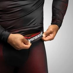Hayabusa Geo Jiu Jitsu Spats Zwart Rood BJJ Shop Nederland -Boksen Winkel hayabusa hayabusa geo jiu jitsu spats zwart rood b 1