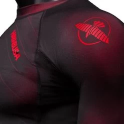 Hayabusa Odor Resist Rash Guard S/S Rood -Boksen Winkel hayabusa hayabusa odor resist rash guard s s rood 3