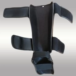 MUAY Kickboks Scheenbeschermers Zwart Army Green 9 MUAY Kickboks Scheenbeschermers Zwart Army Green -Boksen Winkel muay muay kickboks scheenbeschermers zwart army gr 2