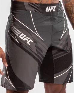 UFC Venum Authentic Fight Night Short Long Fit Zwart 18 UFC Venum Authentic Fight Night Short Long Fit Zwart -Boksen Winkel ufc venum ufc venum authentic fight night short lo 6