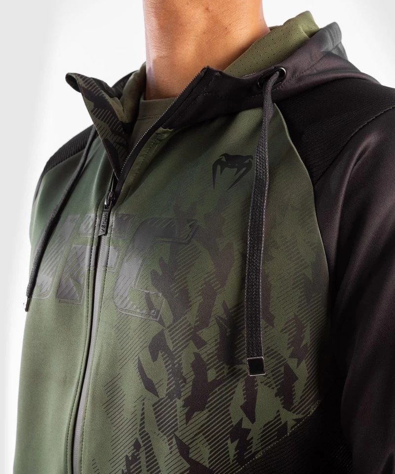 UFC Venum Authentic Fight Week Hoodie Met Rits Kaki 8 UFC Venum Authentic Fight Week Hoodie Met Rits Kaki - Afbeelding 6