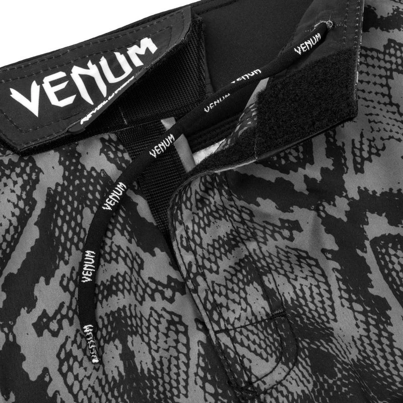 Venum Amazonia 5.0 MMA Fight Shorts Zwart MMA Fightwear 8 Venum Amazonia 5.0 MMA Fight Shorts Zwart MMA Fightwear - Afbeelding 7