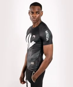 Venum Arrow Rash Guard Korte Mouw Zwart Wit -Boksen Winkel venum venum arrow rash guard korte mouw zwart wit 7