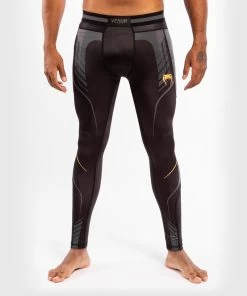 Venum Athletics Sportlegging Compression Pants Zwart Goud -Boksen Winkel venum venum athletics sportlegging compression pan 1