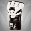 Venum Attack MMA Handschoenen Skyntex By Venum Fightgear 2 Venum Attack MMA Handschoenen Skyntex By Venum Fightgear -Boksen Winkel venum venum attack mma handschoenen skyntex by ven