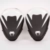 Venum Cellular 3.0 Hand Pads Punch Mitts Zwart Wit -Boksen Winkel venum venum cellular 30 hand pads punch mitts zwar