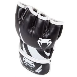 Venum Challenger MMA Handschoenen Zwart Wit -Boksen Winkel venum venum challenger mma handschoenen zwart wit 8