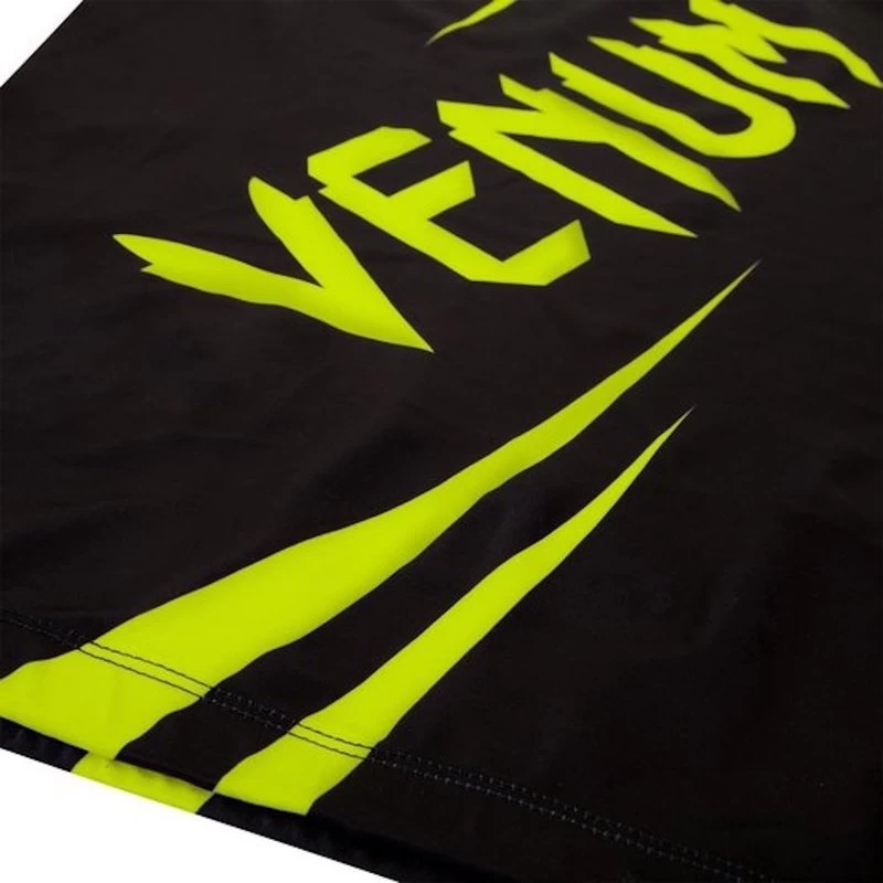 Venum Challenger Rash Guard L/S Zwart Geel 4 Venum Challenger Rash Guard L/S Zwart Geel - Afbeelding 2
