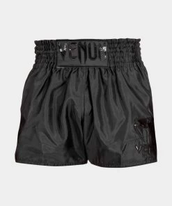 Venum Classic Muay Thai Kickboks Short Zwart Zwart -Boksen Winkel venum venum classic muay thai kickboks short zwart 1