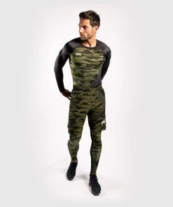 Venum Contender 5.0 Rashguards L / S Khaki Camo -Boksen Winkel venum venum contender 50 rashguards l s khaki camo 2