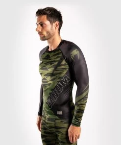 Venum Contender 5.0 Rashguards L / S Khaki Camo -Boksen Winkel venum venum contender 50 rashguards l s khaki camo 5