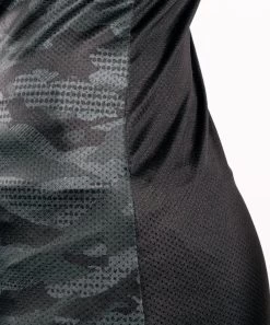 Venum Defender 2.0 Tanktop Zwart Zwart -Boksen Winkel venum venum defender 20 tanktop zwart zwart 7