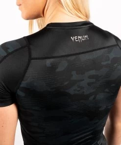 Venum Defender Rash Guard S/S Dames Dark Camo -Boksen Winkel venum venum defender rash guard s s dames dark cam 3