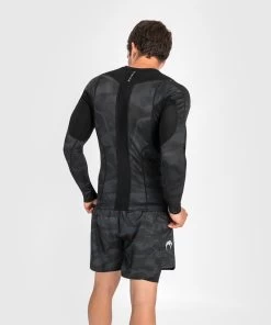 Venum Electron 3.0 Rash Guard Compressie Shirt L/S Zwart 17 Venum Electron 3.0 Rash Guard Compressie Shirt L/S Zwart -Boksen Winkel venum venum electron 30 rash guard compressie shir 7