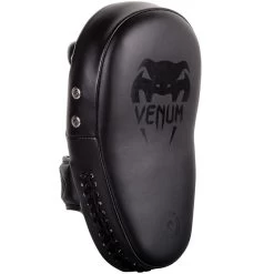 Venum Elite Small Kick Pads Zwart Op Zwart -Boksen Winkel venum venum elite small kick pads zwart op zwart 3