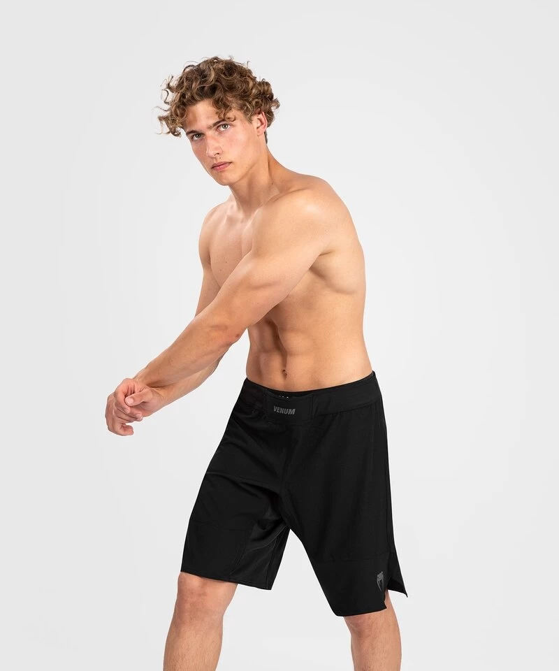 Venum G-Fit Air Fightshort Zwart 3 Venum G-Fit Air Fightshort Zwart