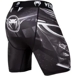 Venum Gladiator Vale Tudo Shorts 3.0 Zwart Wit -Boksen Winkel venum venum gladiator vale tudo shorts 30 zwart wi 3