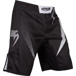 Venum Jaws MMA Fight Shorts Zwart Wit Venum Kleding -Boksen Winkel venum venum jaws mma fight shorts zwart wit venum 2