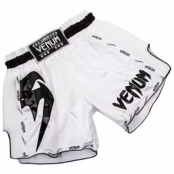 Venum Kickboks Broekjes Giant Wit Zwart Thaiboks Kleding -Boksen Winkel venum venum kickboks broekjes giant wit zwart thai 1