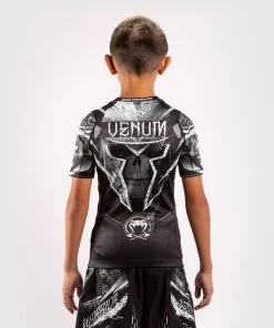 Venum Kids GLDTR 4.0 Rash Guard Zwart Wit 12 Venum Kids GLDTR 4.0 Rash Guard Zwart Wit -Boksen Winkel venum venum kids gldtr 40 rash guard zwart wit 3