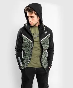 Venum Laser Evo 2.0 Hoodie Kaki Camo -Boksen Winkel venum venum laser evo 20 hoodie kaki camo 3