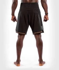 Venum Light 4.0 Fightshort Vechtsportbroek Zwart Brons -Boksen Winkel venum venum light 40 fightshort vechtsportbroek zw 5