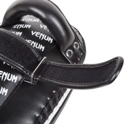 Venum Light Kick Pads Skintex Leer Zwart Wit -Boksen Winkel venum venum light kick pads skintex leer zwart wit 4