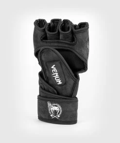 Venum MMA GLDTR 4.0 MMA Handschoenen Zwart Wit 9 Venum MMA GLDTR 4.0 MMA Handschoenen Zwart Wit -Boksen Winkel venum venum mma gldtr 40 mma handschoenen zwart wi 1