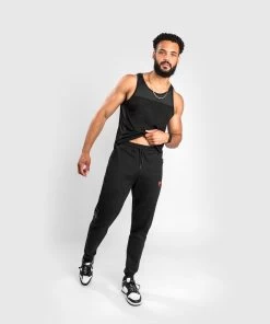 Venum OKINAWA 3.0 Joggers Joggingbroek Zwart Rood -Boksen Winkel venum venum okinawa 30 joggers joggingbroek zwart 4