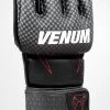 Venum OKINAWA 3.0 MMA Handschoenen Zwart Rood -Boksen Winkel venum venum okinawa 30 mma handschoenen zwart rood