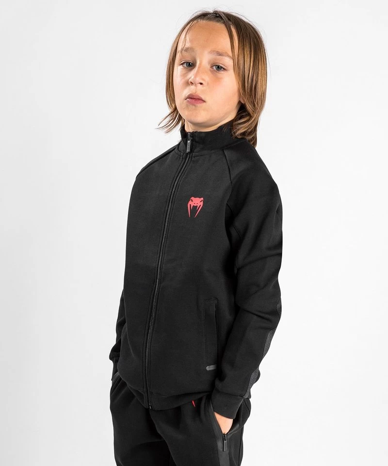 Venum OKINAWA 3.0 Trainingsjack Kinderen Zwart Rood 8 Venum OKINAWA 3.0 Trainingsjack Kinderen Zwart Rood - Afbeelding 6