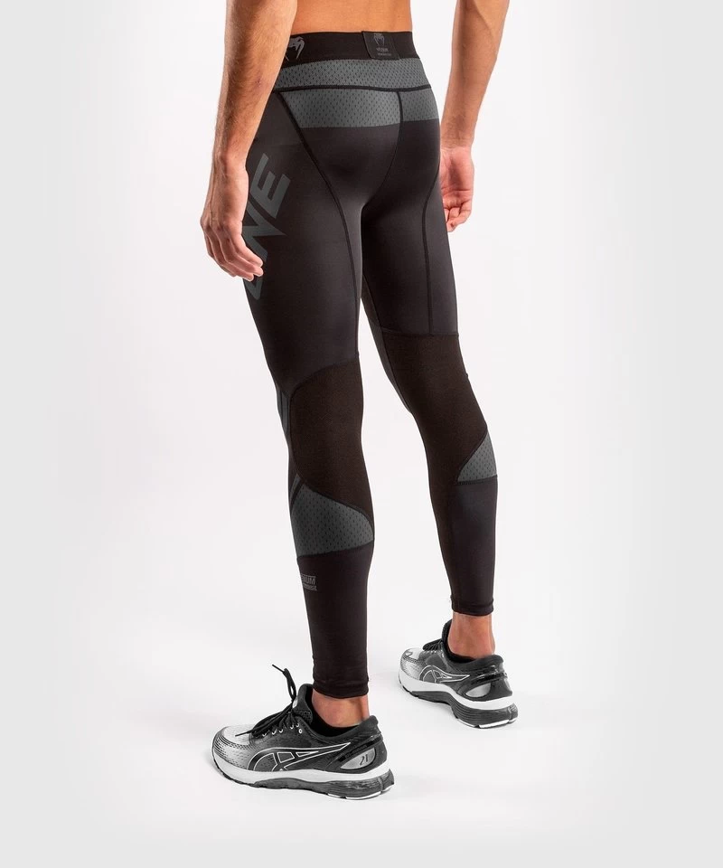 Venum ONE FC Impact Compression Tights Legging Zwart Zwart 5 Venum ONE FC Impact Compression Tights Legging Zwart Zwart - Afbeelding 3