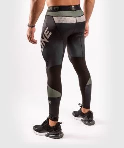 Venum ONE FC Impact Compression Tights Legging Kaki Zwart -Boksen Winkel venum venum one fc impact compression tights leggi 21