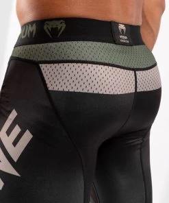 Venum ONE FC Impact Compression Tights Legging Kaki Zwart -Boksen Winkel venum venum one fc impact compression tights leggi 22