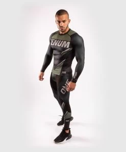 Venum ONE FC Impact Compression Tights Legging Kaki Zwart -Boksen Winkel venum venum one fc impact compression tights leggi 24