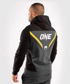Venum ONE FC Impact Hoody Grijs Geel -Boksen Winkel venum venum one fc impact hoody grijs geel 1