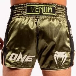 Venum ONE FC Impact Muay Thai Short Khaki Zwart -Boksen Winkel venum venum one fc impact muay thai short khaki zw 4