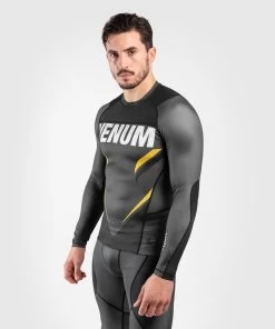 Venum ONE FC Impact Rashguard L/S Grijs Geel -Boksen Winkel venum venum one fc impact rashguard l s grijs geel 3