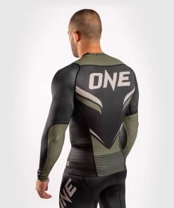 Venum ONE FC Impact Rashguard L/S Zwart Kaki