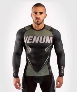 Venum ONE FC Impact Rashguard L/S Zwart Kaki 12 Venum ONE FC Impact Rashguard L/S Zwart Kaki -Boksen Winkel venum venum one fc impact rashguard l s zwart kaki 3