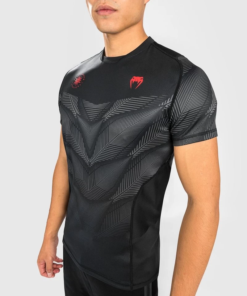 Venum PHANTOM Dry Tech T-shirt Zwart Rood 4 Venum PHANTOM Dry Tech T-shirt Zwart Rood - Afbeelding 2