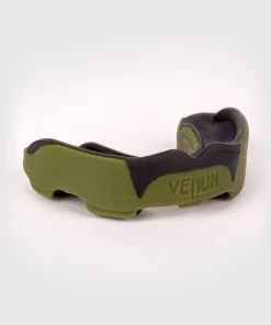 Venum Predator Mouth Guard Mondbeschermer Khaki Zwart -Boksen Winkel venum venum predator mouth guard mondbeschermer kh 4