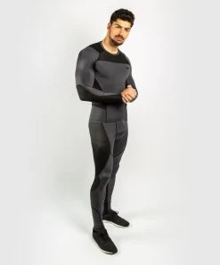 Venum Rashguard G-Fit Compression Shirt L/S Grijs Zwart 16 Venum Rashguard G-Fit Compression Shirt L/S Grijs Zwart -Boksen Winkel venum venum rashguard g fit compression shirt l s 5