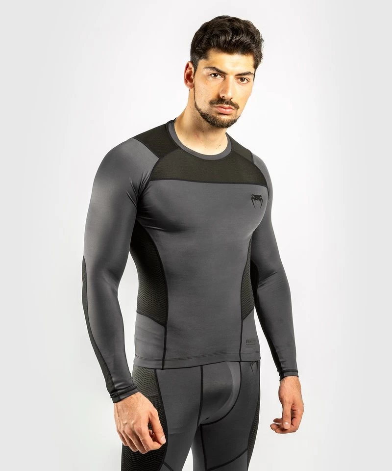 Venum Rashguard G-Fit Compression Shirt L/S Grijs Zwart 3 Venum Rashguard G-Fit Compression Shirt L/S Grijs Zwart