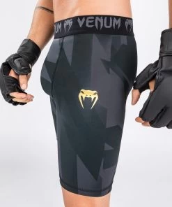 Venum Razor Vale Tudo Short Zwart Goud