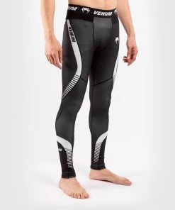 Venum Sportlegging No Gi 3.0 Compressiebroek Zwart Wit -Boksen Winkel venum venum sportlegging no gi 30 compressiebroek 23