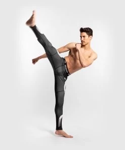 Venum Sportlegging No Gi 3.0 Compressiebroek Zwart Wit -Boksen Winkel venum venum sportlegging no gi 30 compressiebroek 24