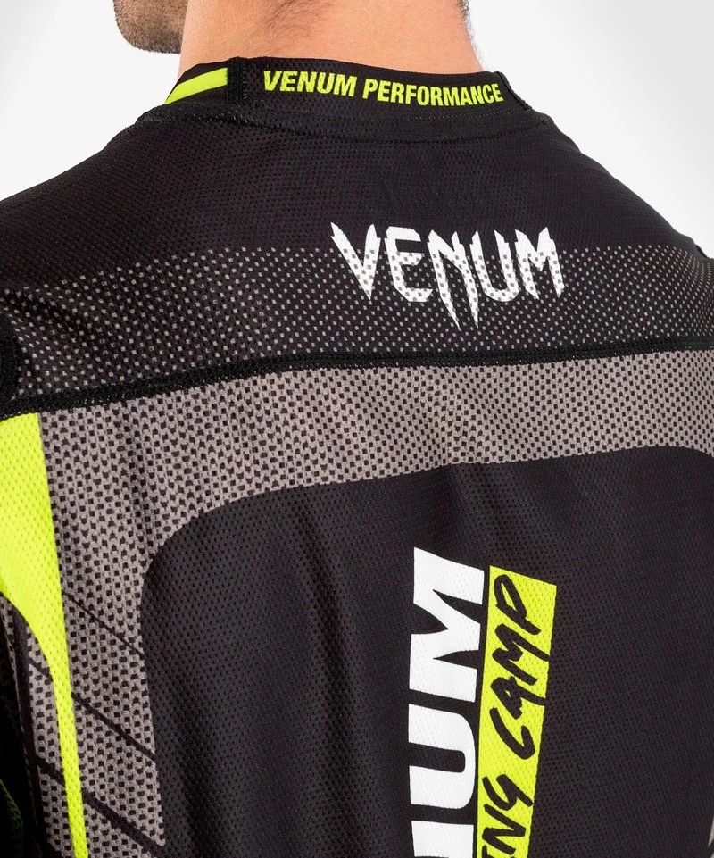 Venum Training Camp 3.0 Dry Tech T-shirt Zwart Geel 8 Venum Training Camp 3.0 Dry Tech T-shirt Zwart Geel - Afbeelding 6
